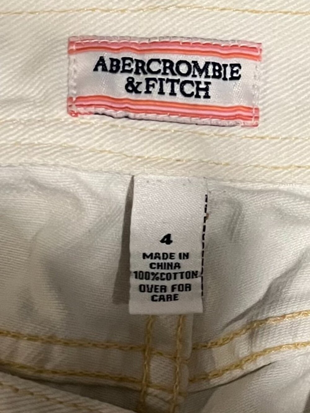 Abercrombie & Fitch Women's 100% cotton white capris size 4 - Picture 5 of 6